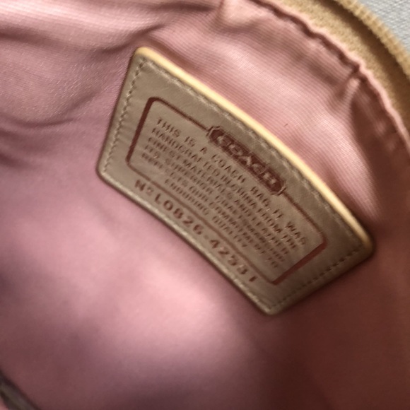 Coach Crossbody - Picture 8 of 11